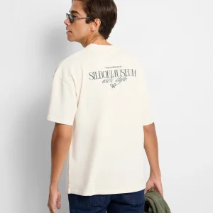 Camiseta relaxed fit museum ecru