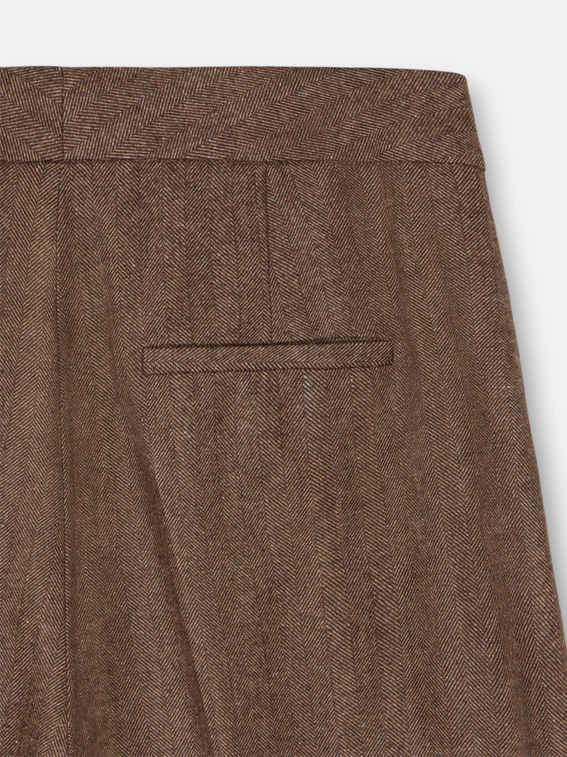 Pantalon vestir detalles espiga marron - Imagen 8