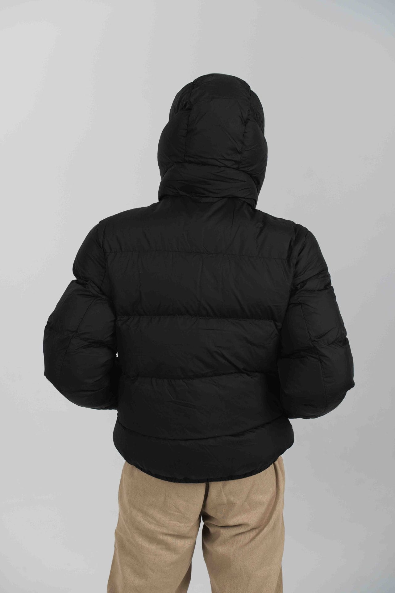 Anorak acolchado reciclado con capucha - Imagen 8