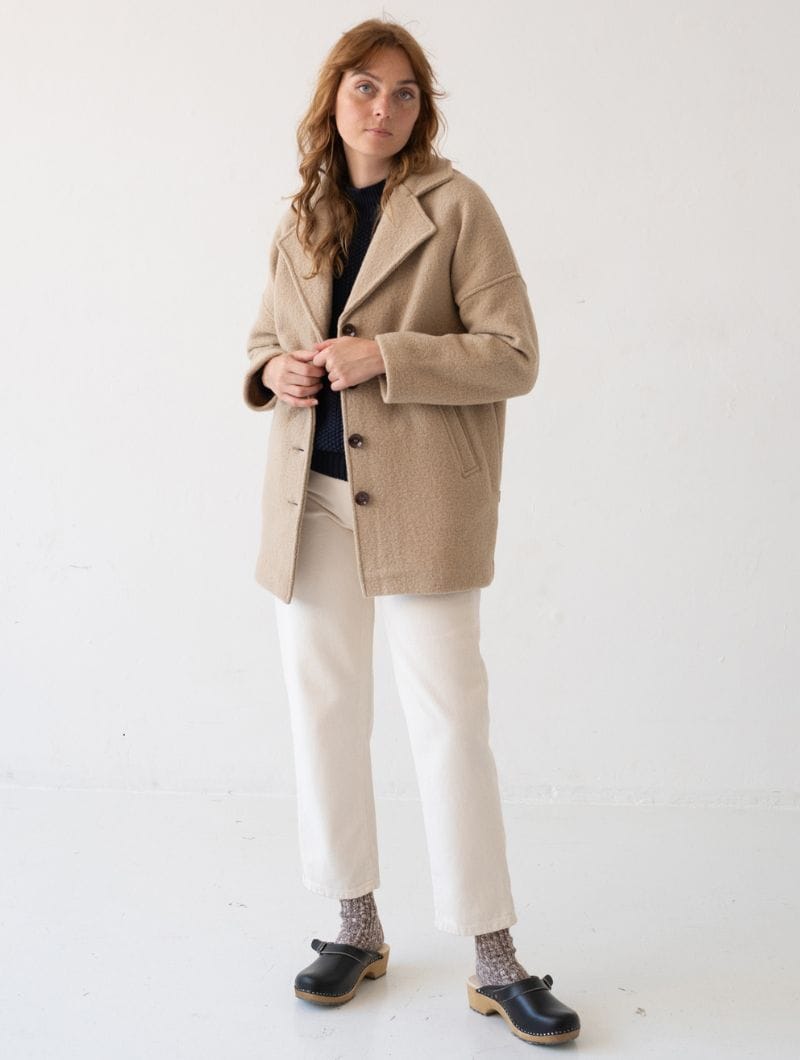 Abrigo beige para mujer de lana merino - Imagen 5