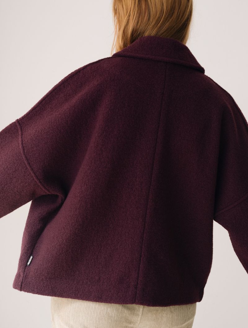 Abrigo corto púrpura de lana merino - Imagen 3