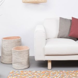 Alfombra colores de bolas de fieltro rectangular