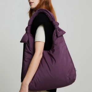 Bolso acolchado con lazos ajustables reciclado