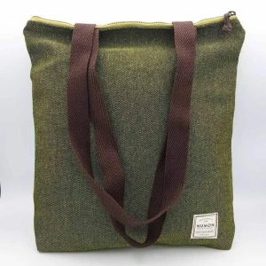 Bolso reciclado verde oliva con interior retro