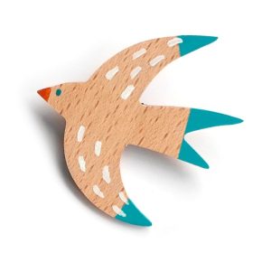 Broche golondrina de madera