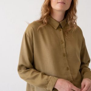 Camisa holgada mujer 100% tencel color mostaza