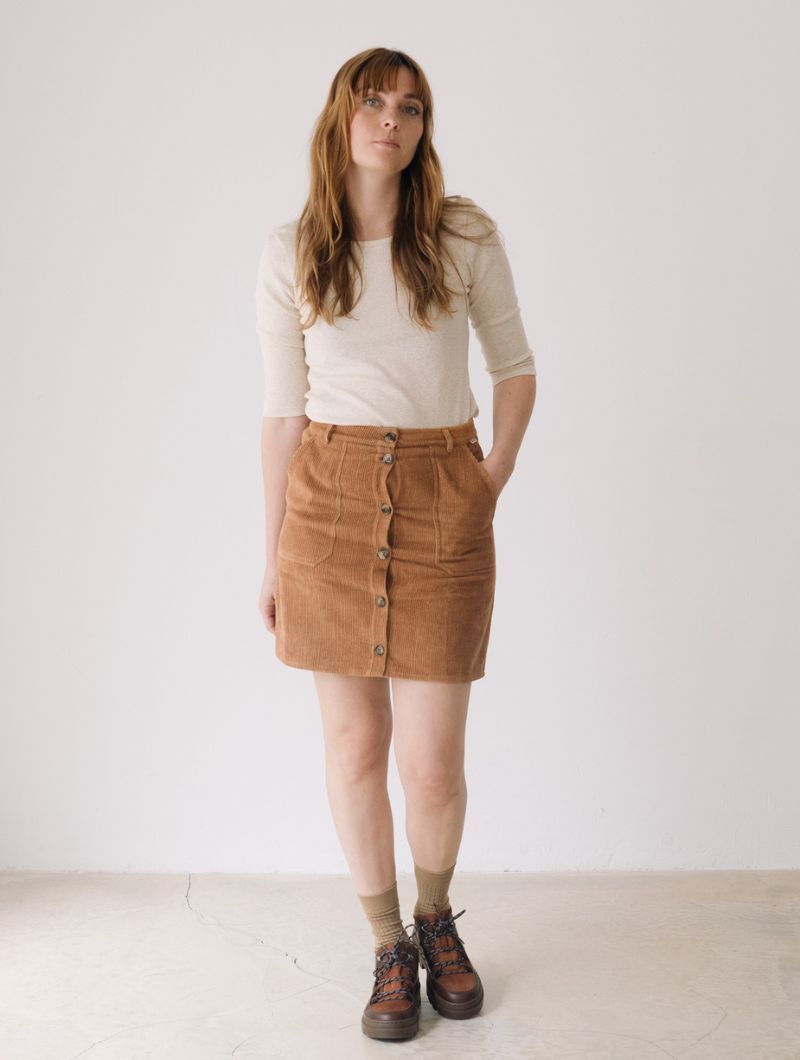 Camiseta cuello barco canalé de algodón orgánico - Imagen 9