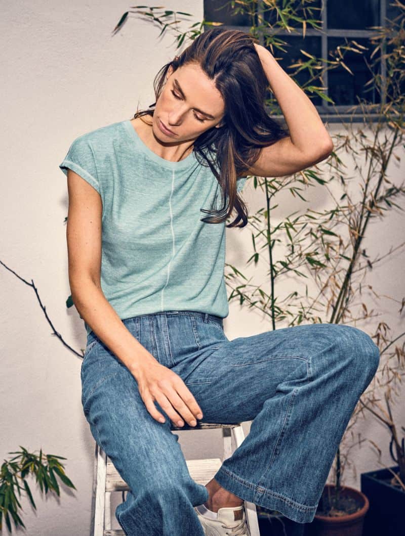 Camiseta manga corta natural con costura decorativa - Imagen 4