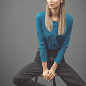 Camiseta manga larga mujer con botones 100% ecológica