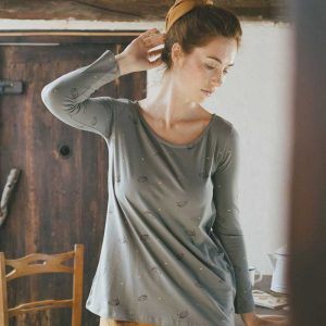 Camiseta verde con pájaros de algodón orgánico