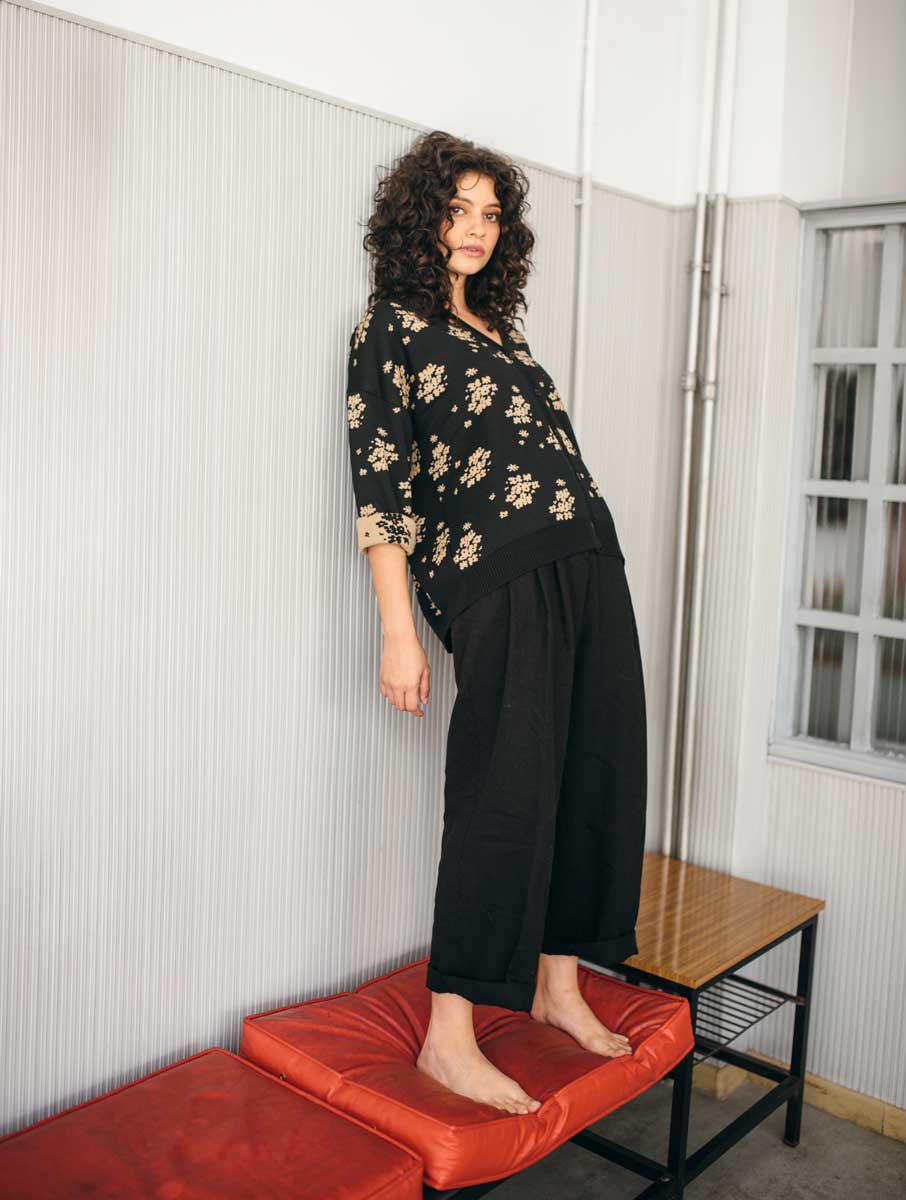 Cardigan oversize negro de manga kimono - Imagen 6