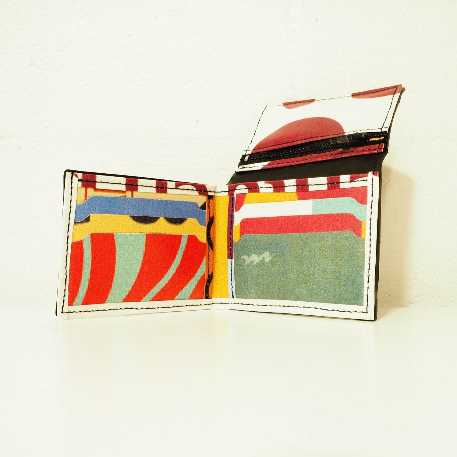 Cartera monedero de cámara de neumático reciclada - Imagen 4