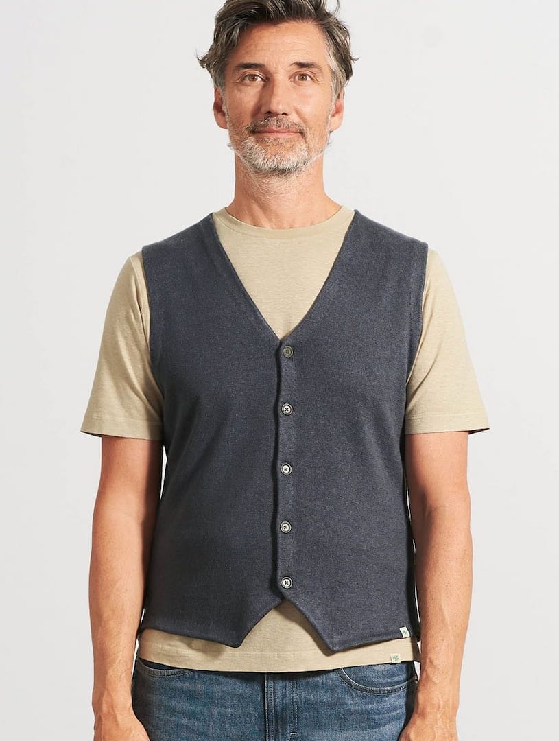 Chaleco punto hombre con botones