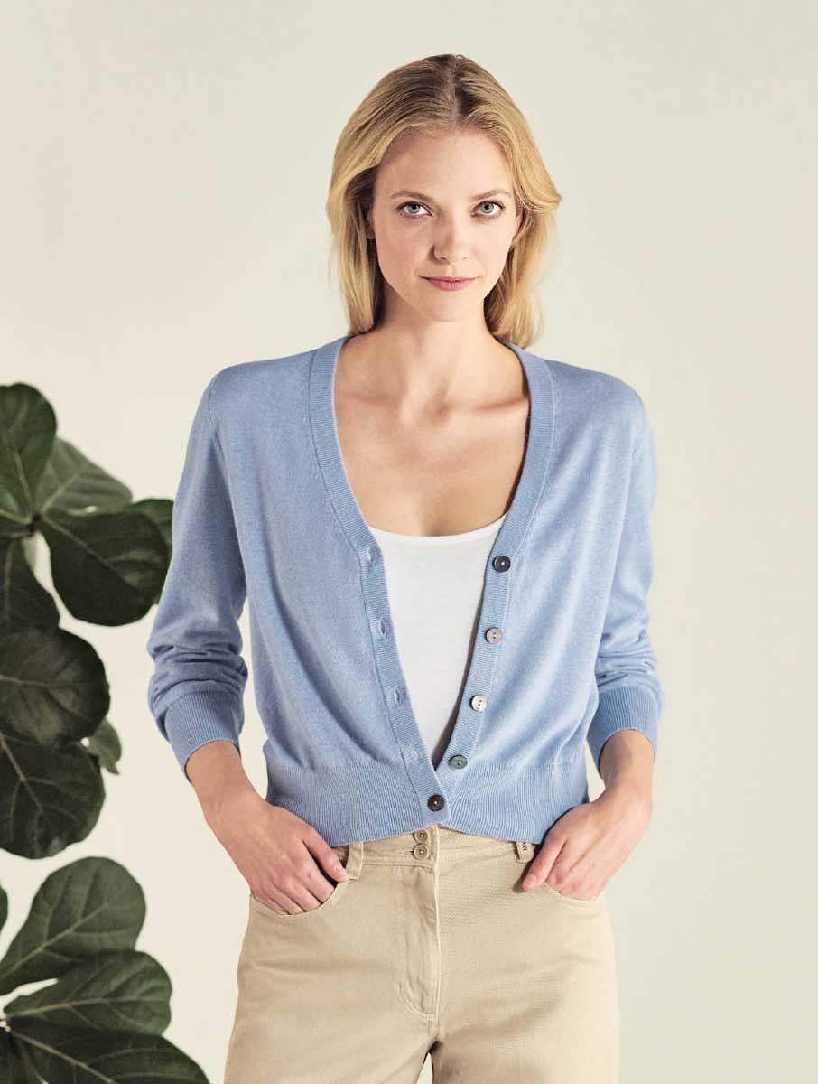 Chaqueta corta de cuello pico ecológica