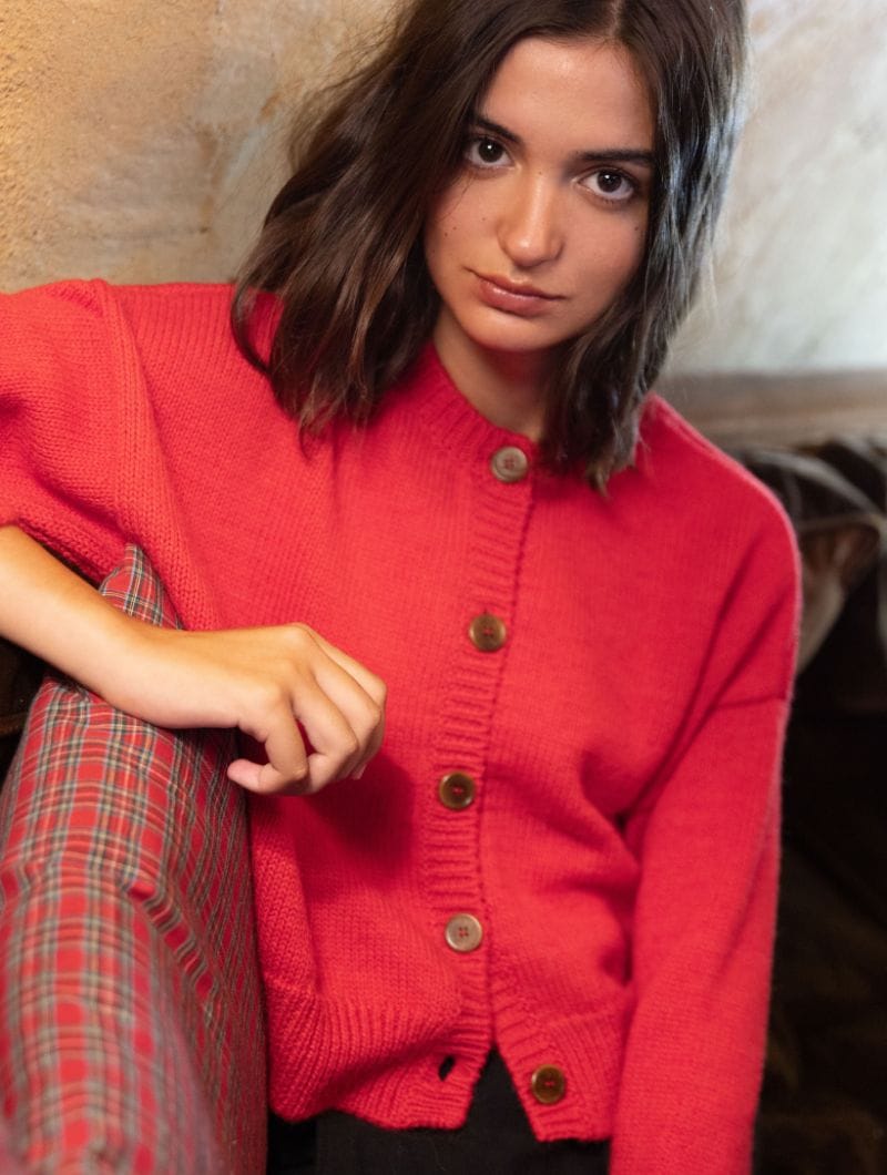 Chaqueta cropped de lana de alpaca roja