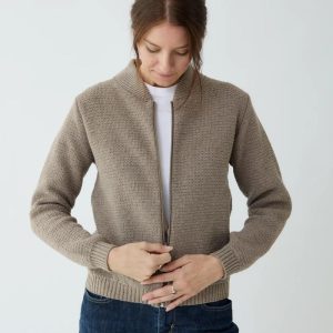 Chaqueta lisa de punto con cuello bomber para mujer