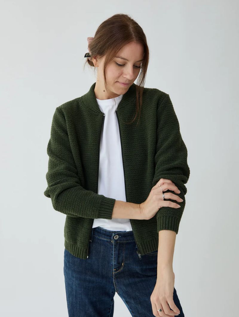 Chaqueta lisa de punto con cuello bomber para mujer - Imagen 9