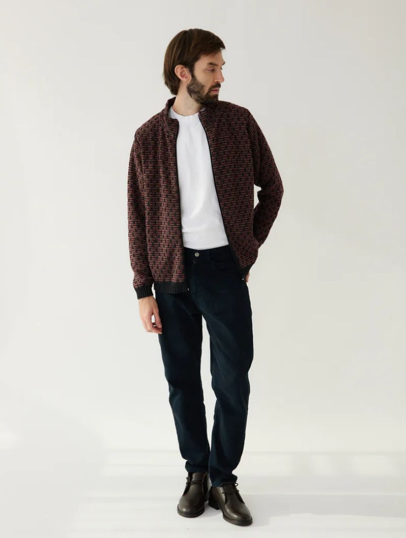 Chaqueta de punto geométrico y cuello alto para hombre - Imagen 7