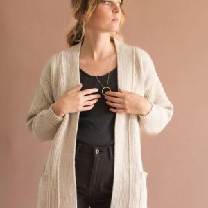 Chaqueta sostenible gruesa de lana merino blanca