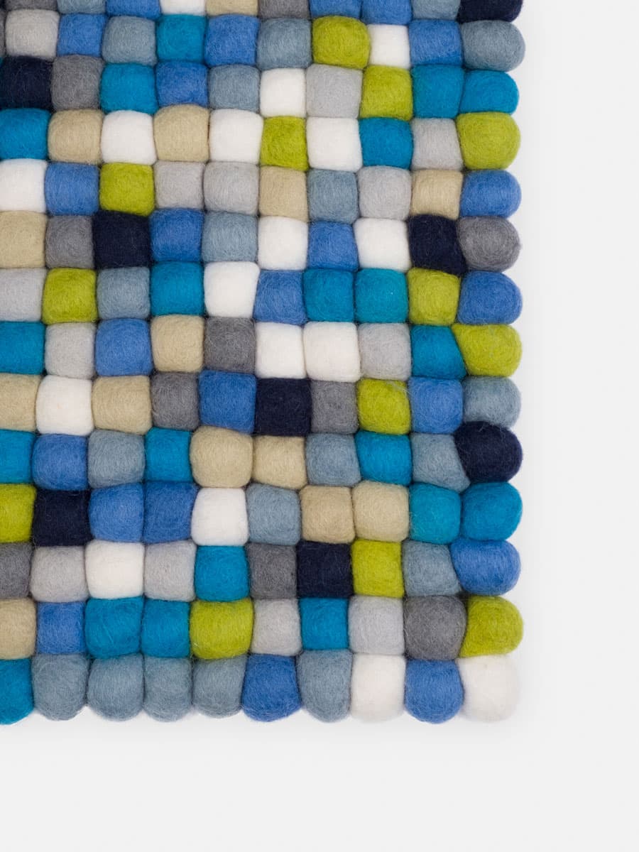 Alfombra colores de bolas de fieltro rectangular - Imagen 5