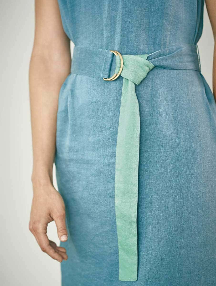 Vestido de cáñamo de manga corta con cinturón - Imagen 3