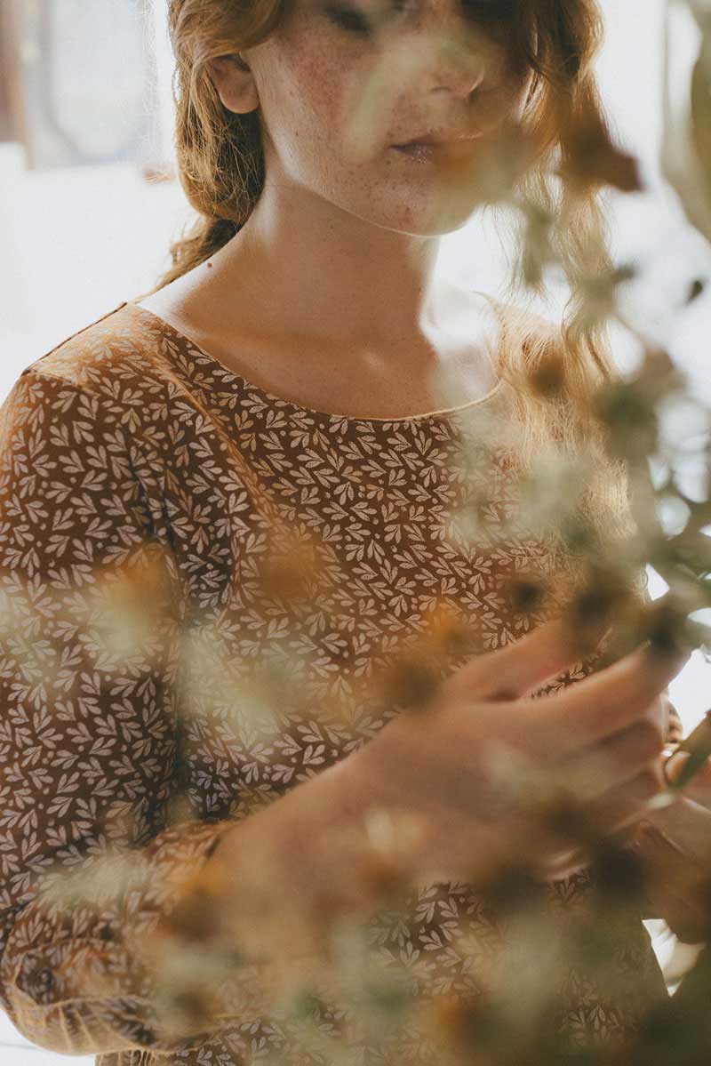 Vestido oversize teja con hojas de algodón orgánico - Imagen 8