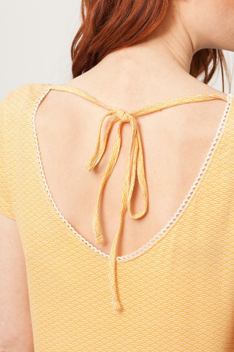 Vestido oversize amarillo estampado abanicos - Imagen 3