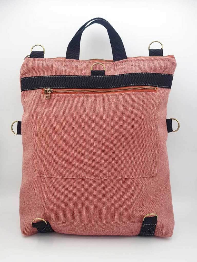 Bolso-mochila salmón de tapicería reciclada - Imagen 4