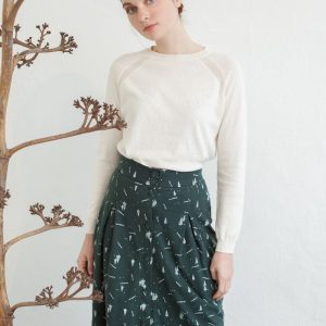 Falda abotonada verde botella estampada