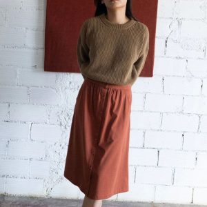 Falda midi lisa de algodón orgánico