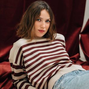 Jersey a rayas borgoña de lana merino