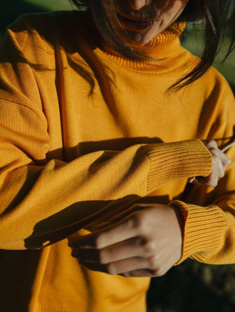 Jersey cuello cisne yema de lana merino - Imagen 3