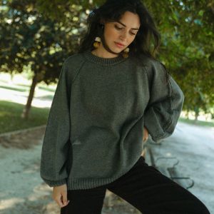 Jersey manga globo con calados de algodón orgánico gris