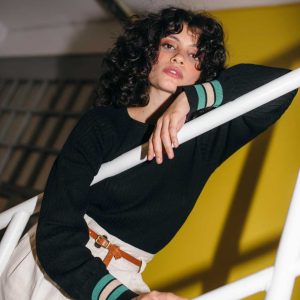 Jersey retro negro de algodón egipcio