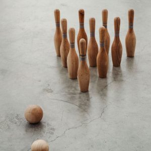 Juego de bolos para niños. Set 10 piezas de madera