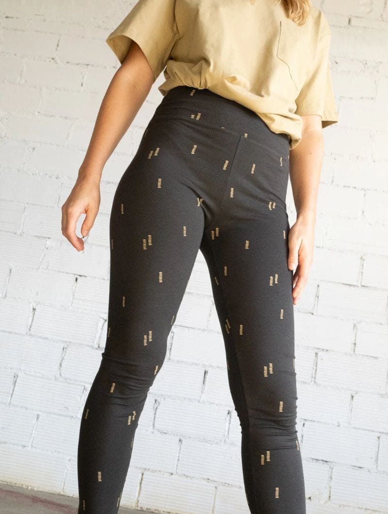 Mallas algodón orgánico negro estampado minerales