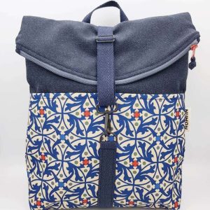 Mochila reciclada con estampado modernista