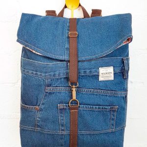 Mochila reciclada vaquera con solapa
