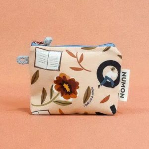 Monedero reciclado estampado de letras