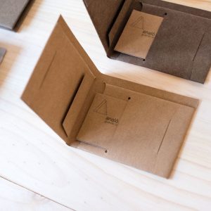 Billetera de papel lavable con monedero