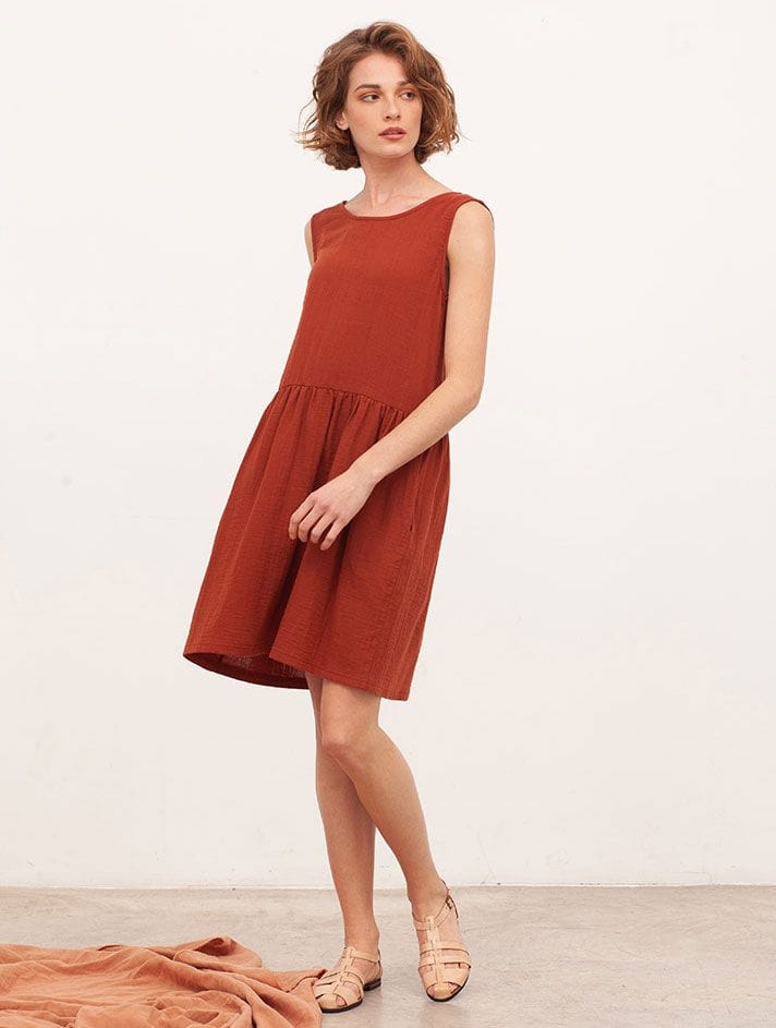 Vestido de algodón orgánico reversible color teja