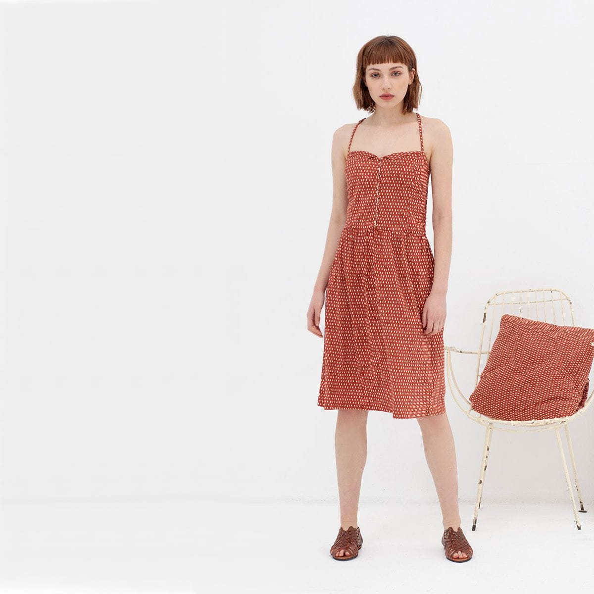 Vestido de tirantes de algodón orgánico color teja - Imagen 2
