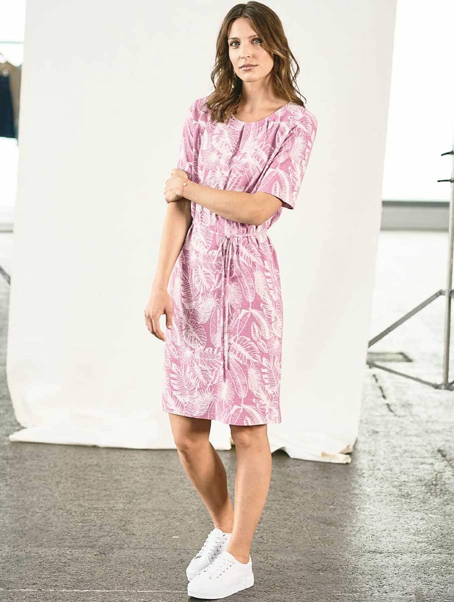 Vestido manga corta ecológico con estampado selva