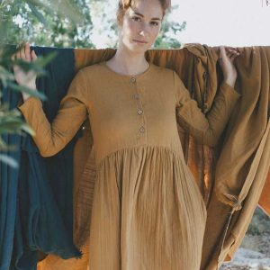 Vestido oversize corto mostaza de algodón ecológico