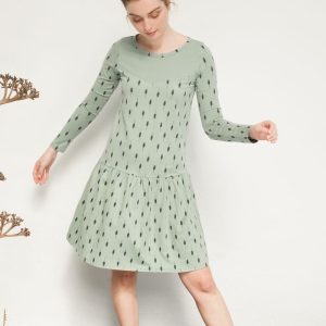 Vestido verde agua estampado de hojas