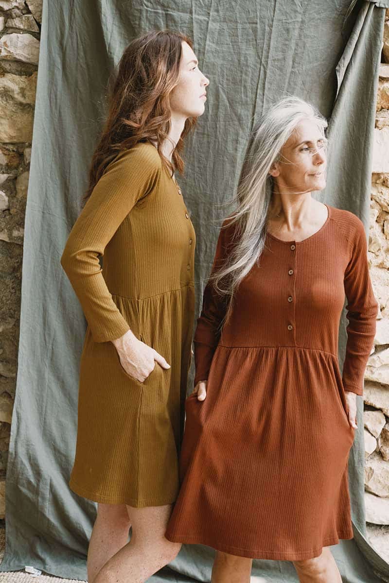 Vestido manga larga de canalé de algodón orgánico - Imagen 7